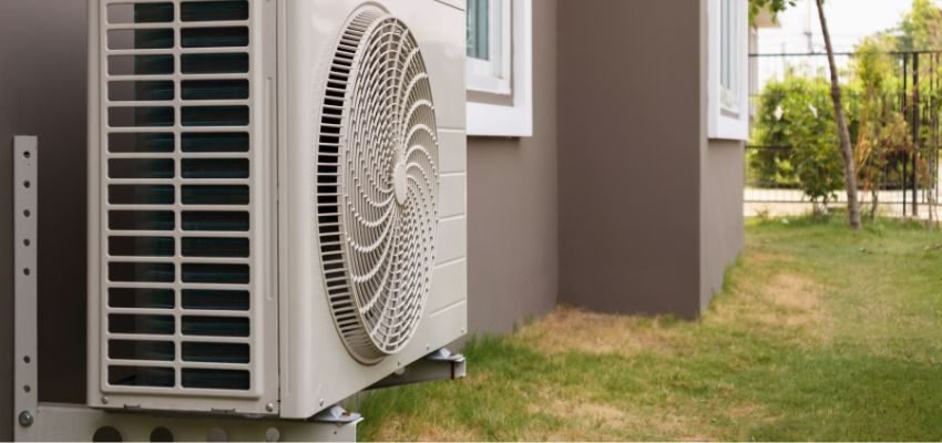 An air conditioning system's functionality depends on its capacity to regulate refrigerants. This process, called the refrigeration cycle, occurs in a closed loop.